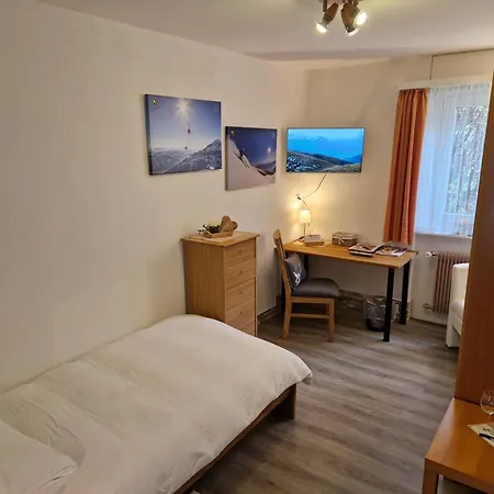 Hotel Paradis-leukerbad-therme Leukerbad