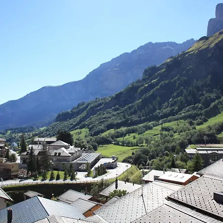 Hotel Paradis-leukerbad-therme 2*