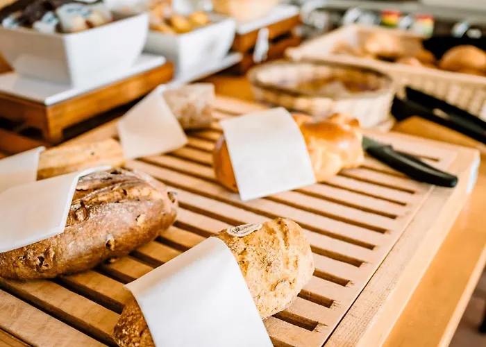 Paradis-leukerbad-therme 2*