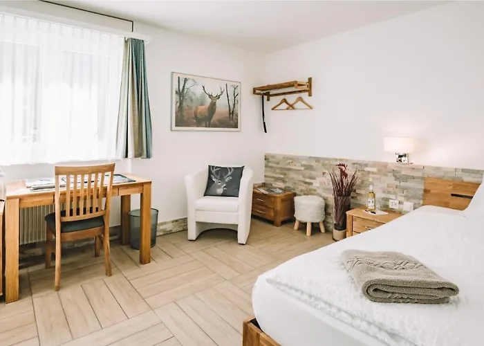 Paradis-leukerbad-therme 2* לויקרבאד